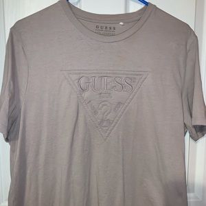 Mens large Guess T-shirt